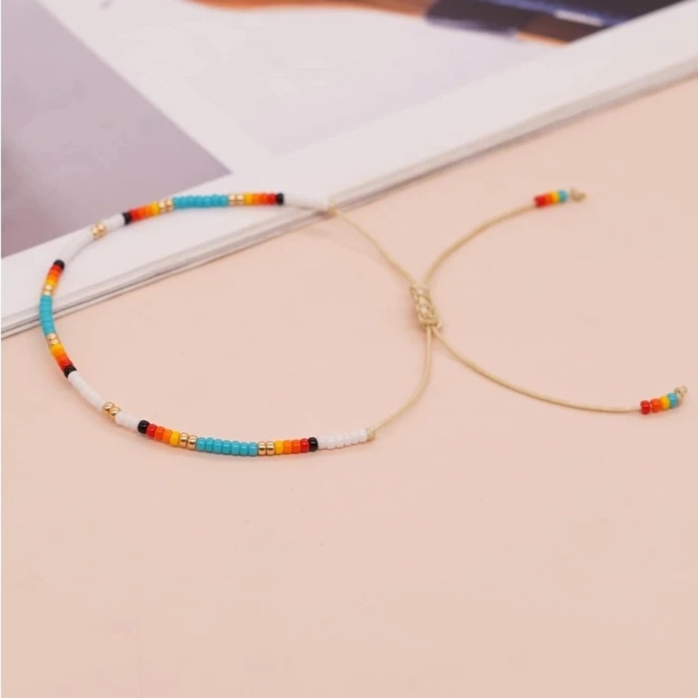 Native American Style Adjustable beaded bracelet - Picture 4 of 4